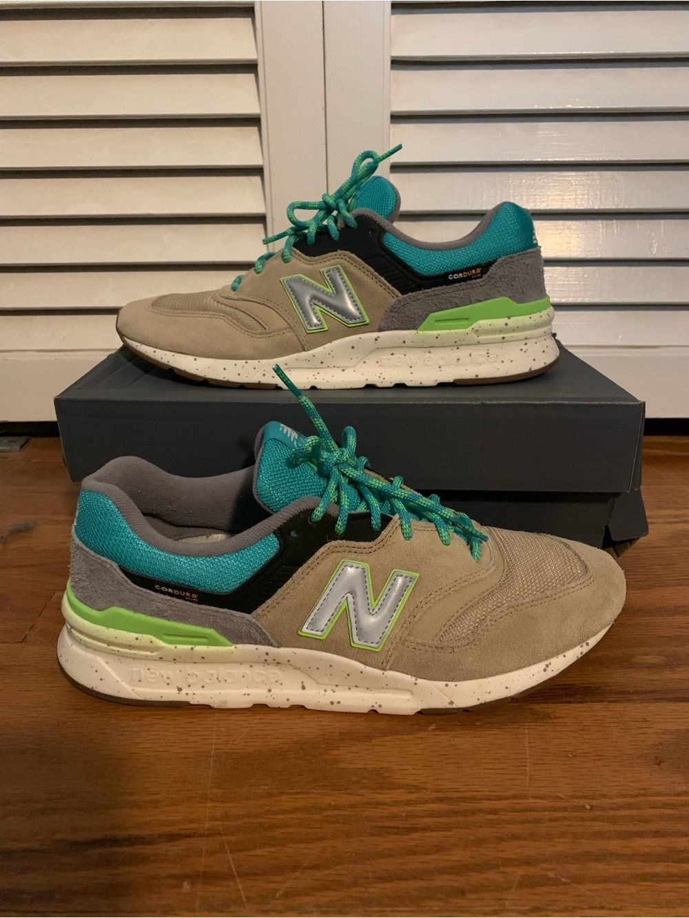 New Balance 997H men’s shoes